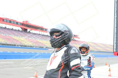 media/Oct-15-2022-Fastrack Riders (Sat) [[9a18b22502]]/Level2/Grid Shots/